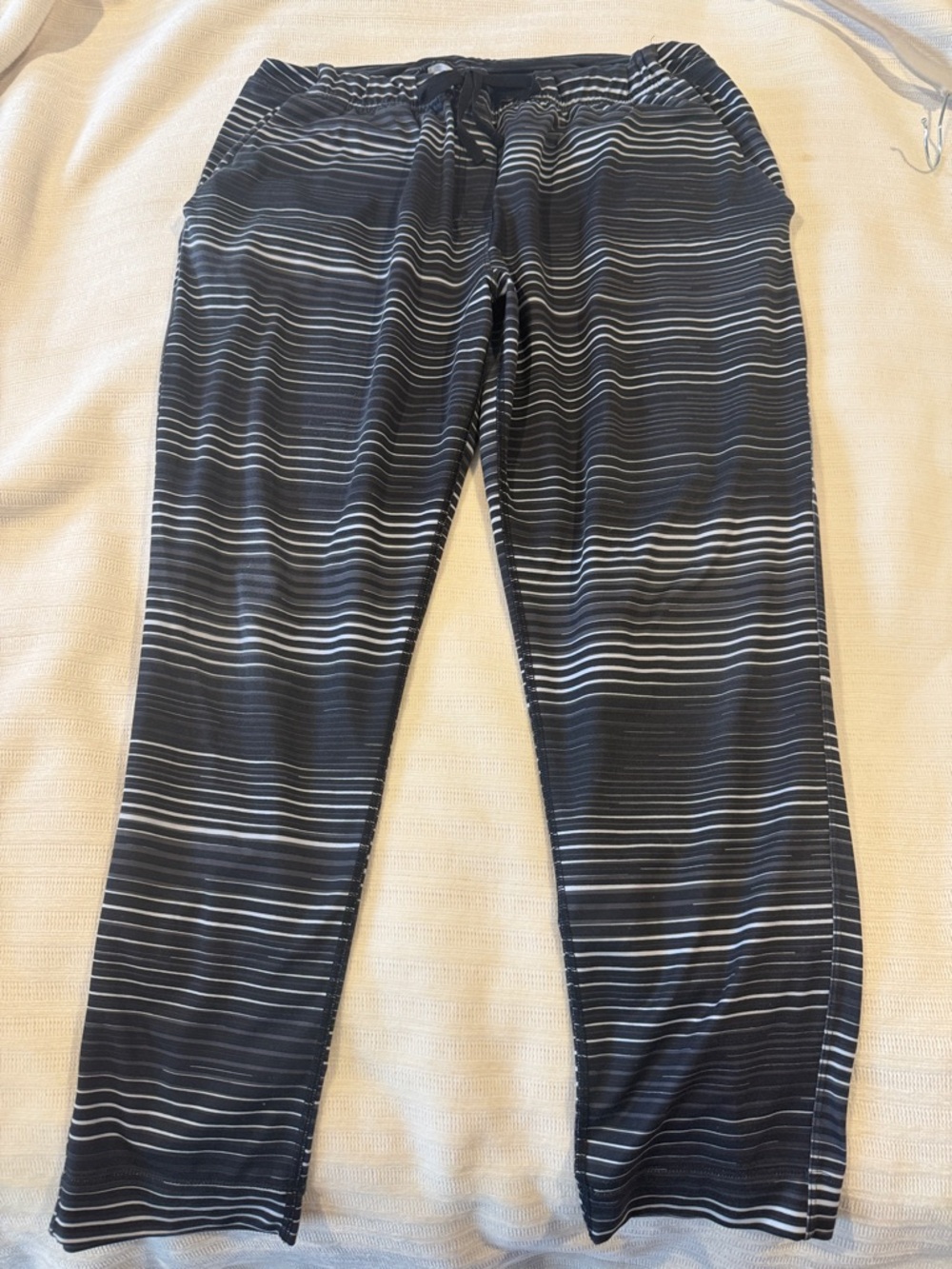 Lululemon 7/8 pant striped